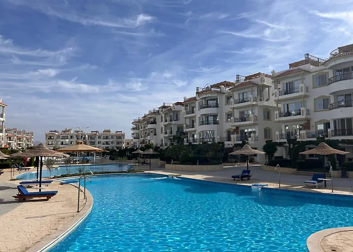 Appartamento Hills 3-bedroom With Pool View And Access